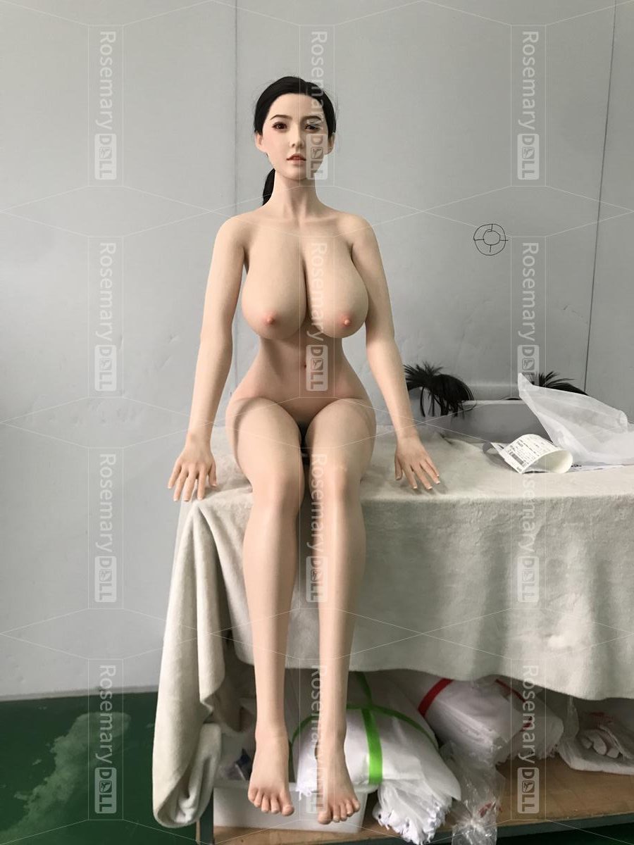 CST 165cm 5ft5 F cup Silicone Sex Doll Beacher Sex Doll Picture